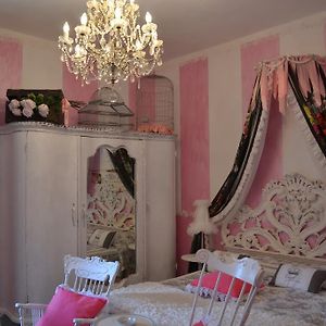 Camera con letto queen size